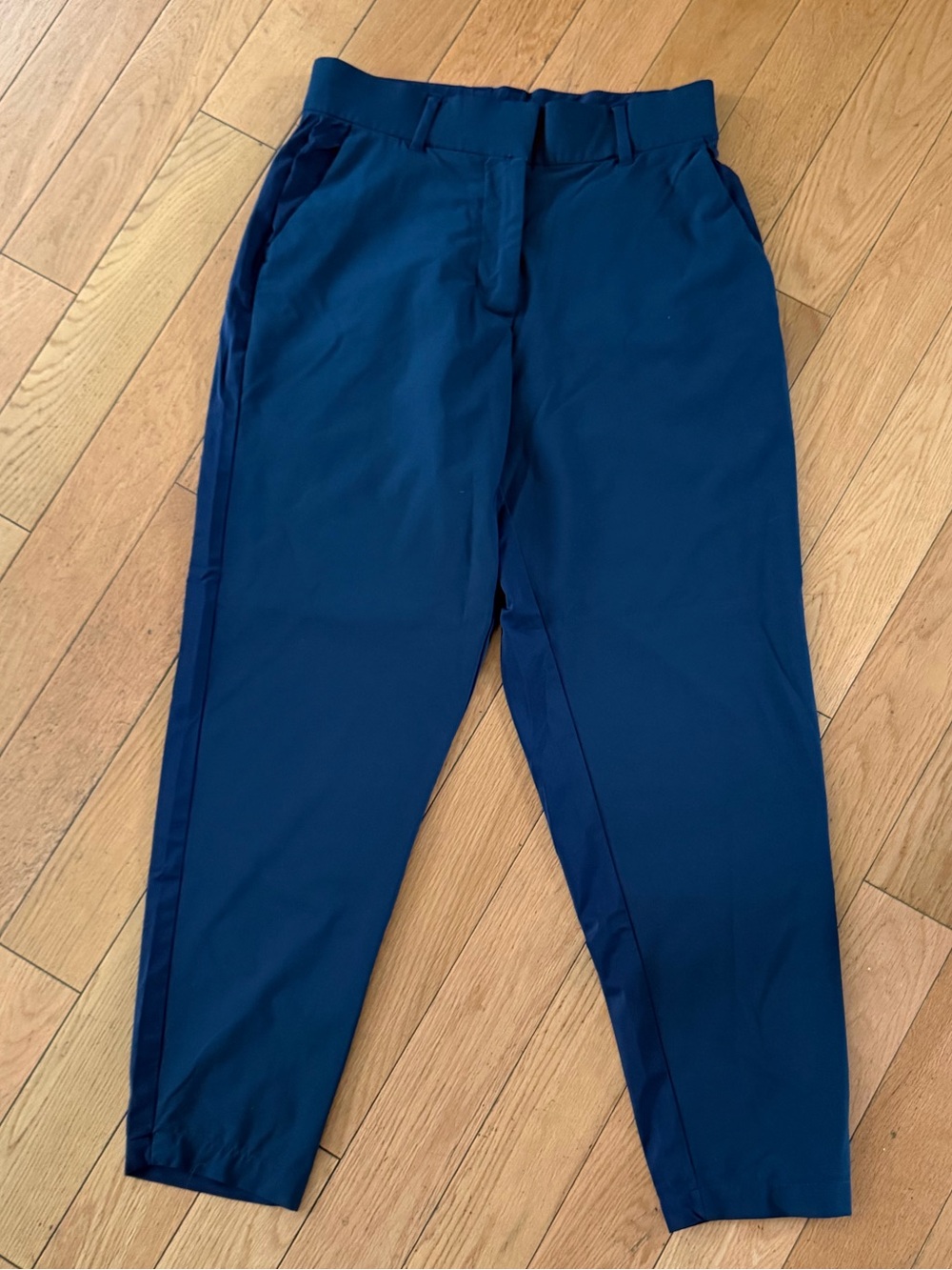 Nike Woman’s Navy Slim Tapered Dry Fit Golf Pants